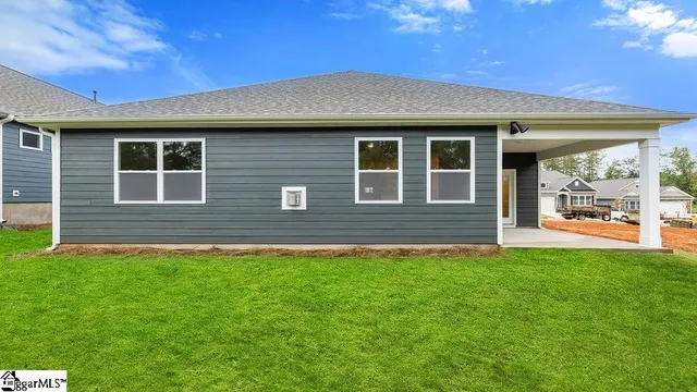 $279,900 | 1832 Wabash Place, Boiling Springs, SC 29316