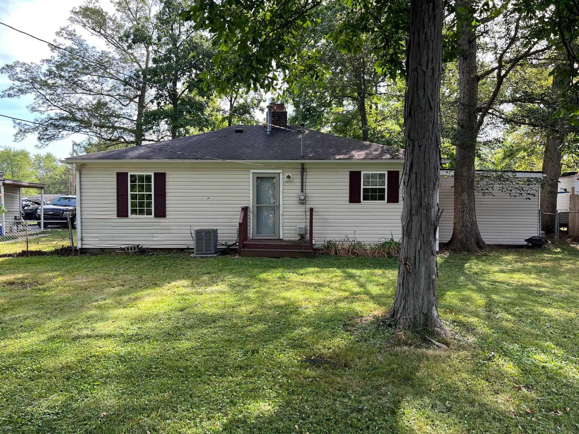 205 North Truitt Road Muncie, IN 47303 - Photo 5 of 15