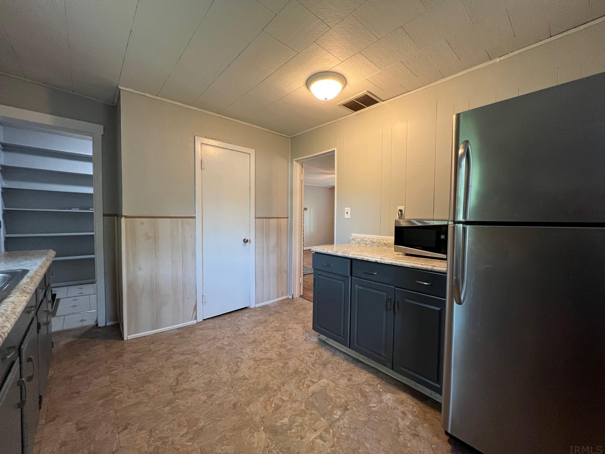 205 North Truitt Road Muncie, IN 47303 - Photo 8 of 15