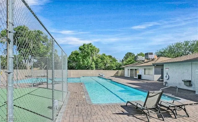 $1,395 | 1335 Lorilyn Avenue, Unit 2, Las Vegas, NV 89119