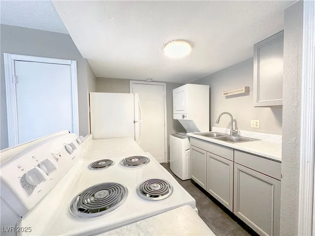 $1,395 | 1335 Lorilyn Avenue, Unit 2, Las Vegas, NV 89119