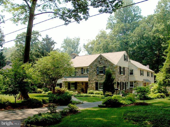 909 Overbrook Road Wilmington, DE 19807 - Photo 1 of 25 Gallery Image 1