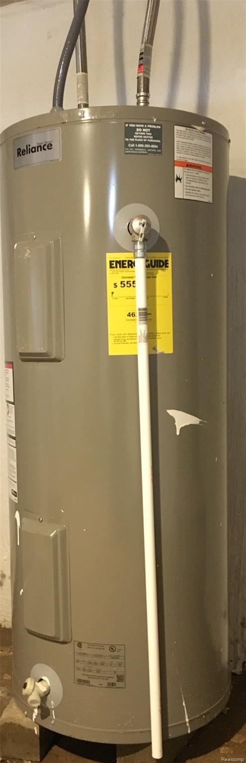 8144 Lansing Road Durand, MI 48429 - Photo 26 of 27 hot water.jpg
