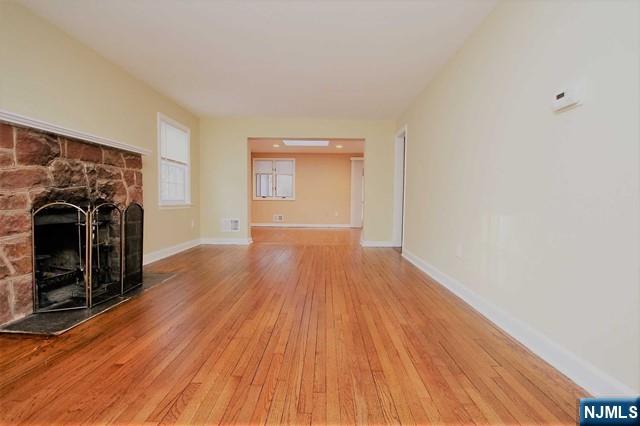 153 Sunset Lane Tenafly, NJ 07670 - Photo 3 of 19