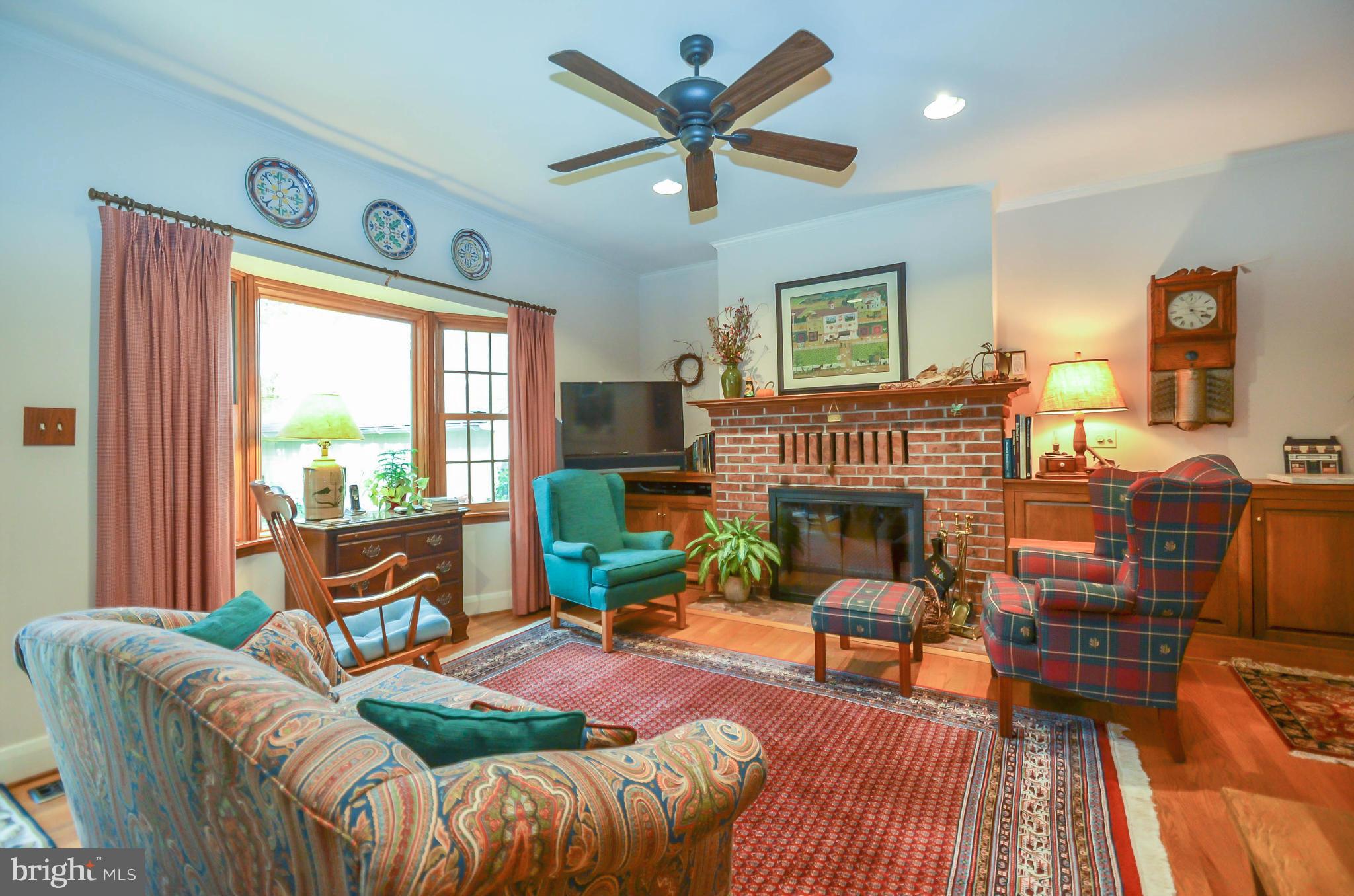 206 South Tyrone Road Baltimore, MD 21212 - Photo 8 of 30 Family Room