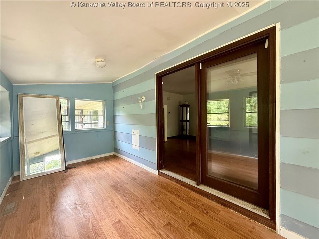 1749 Chapps Fork Road Charleston, WV 25312 - Photo 4 of 42 Gallery Image 4