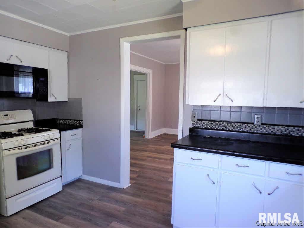 433 West Chestnut Street Oneida, IL 61467 - Photo 12 of 23 Gallery Image 12