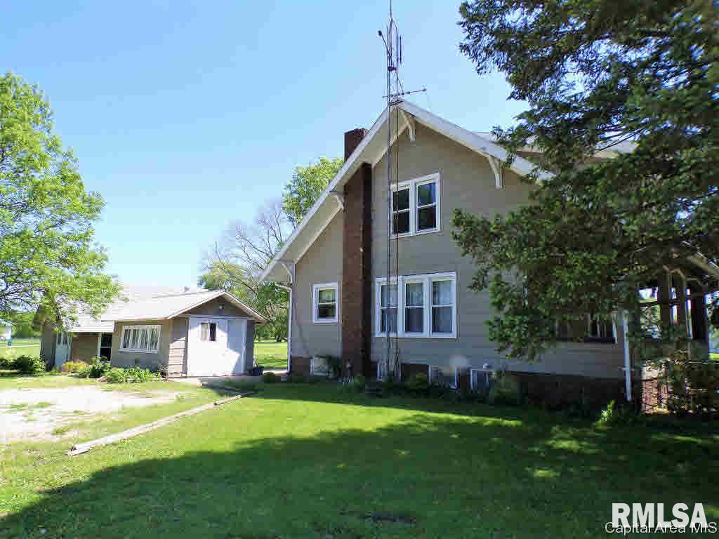 433 West Chestnut Street Oneida, IL 61467 - Photo 2 of 23 Gallery Image 2