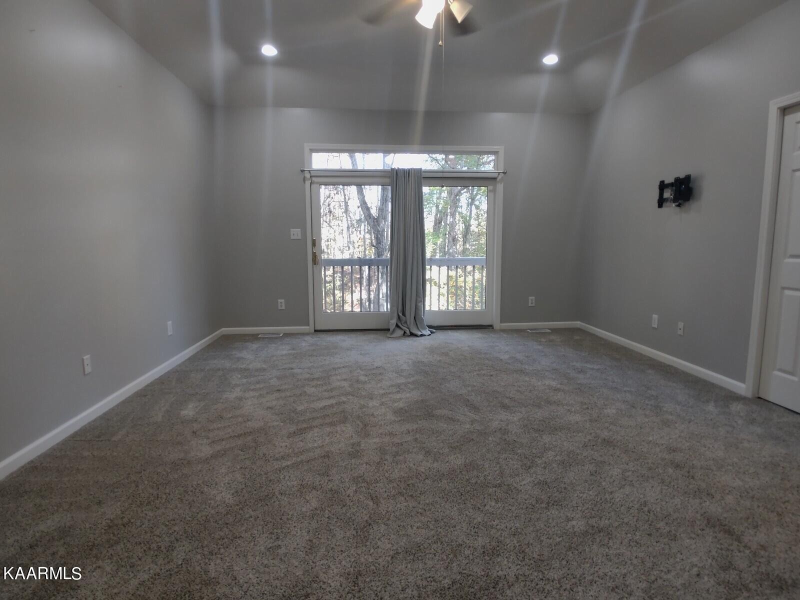 159 Inata Circle Loudon, TN 37774 - Photo 15 of 38 Gallery Image 15