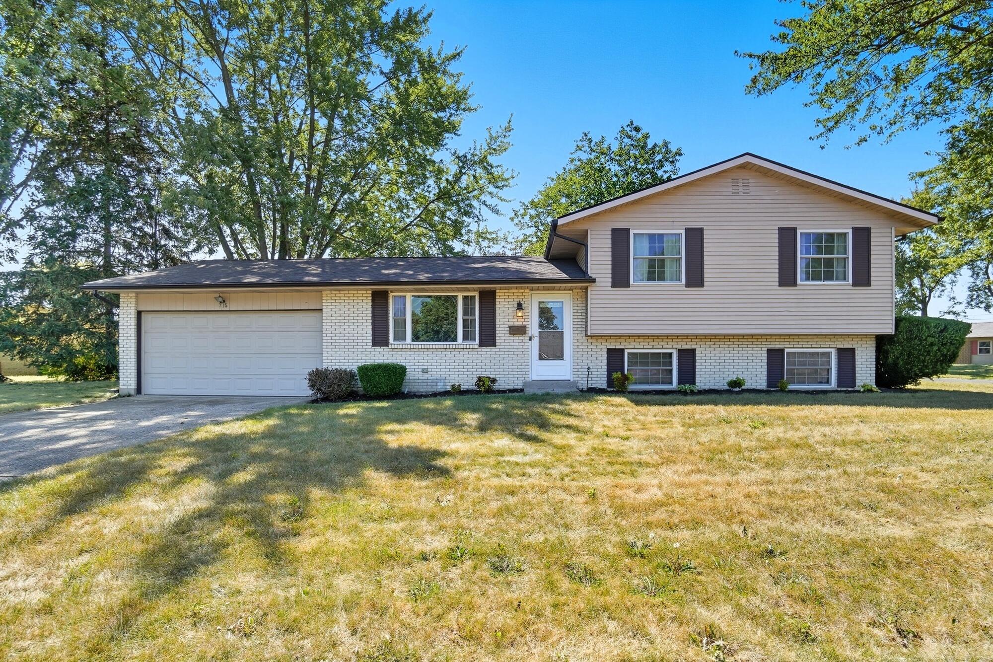 716 Gateshead Road Troy, OH 45373 - Photo 2 of 47 Gallery Image 2