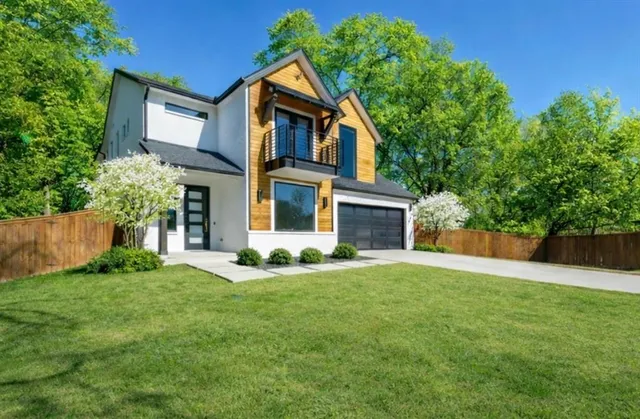 $727,000 | 1001 Coke Drive, Arlington, TX 76010