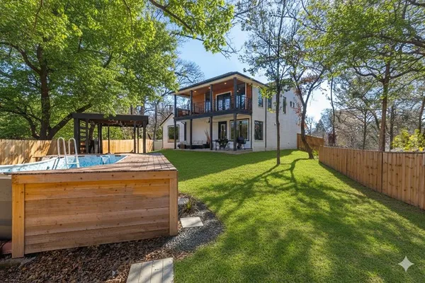$699,999 | 1001 Coke Drive, Arlington, TX 76010