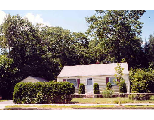 1034 Carew Street Springfield, MA 01104 - Photo 1 of 1 Gallery Image 1