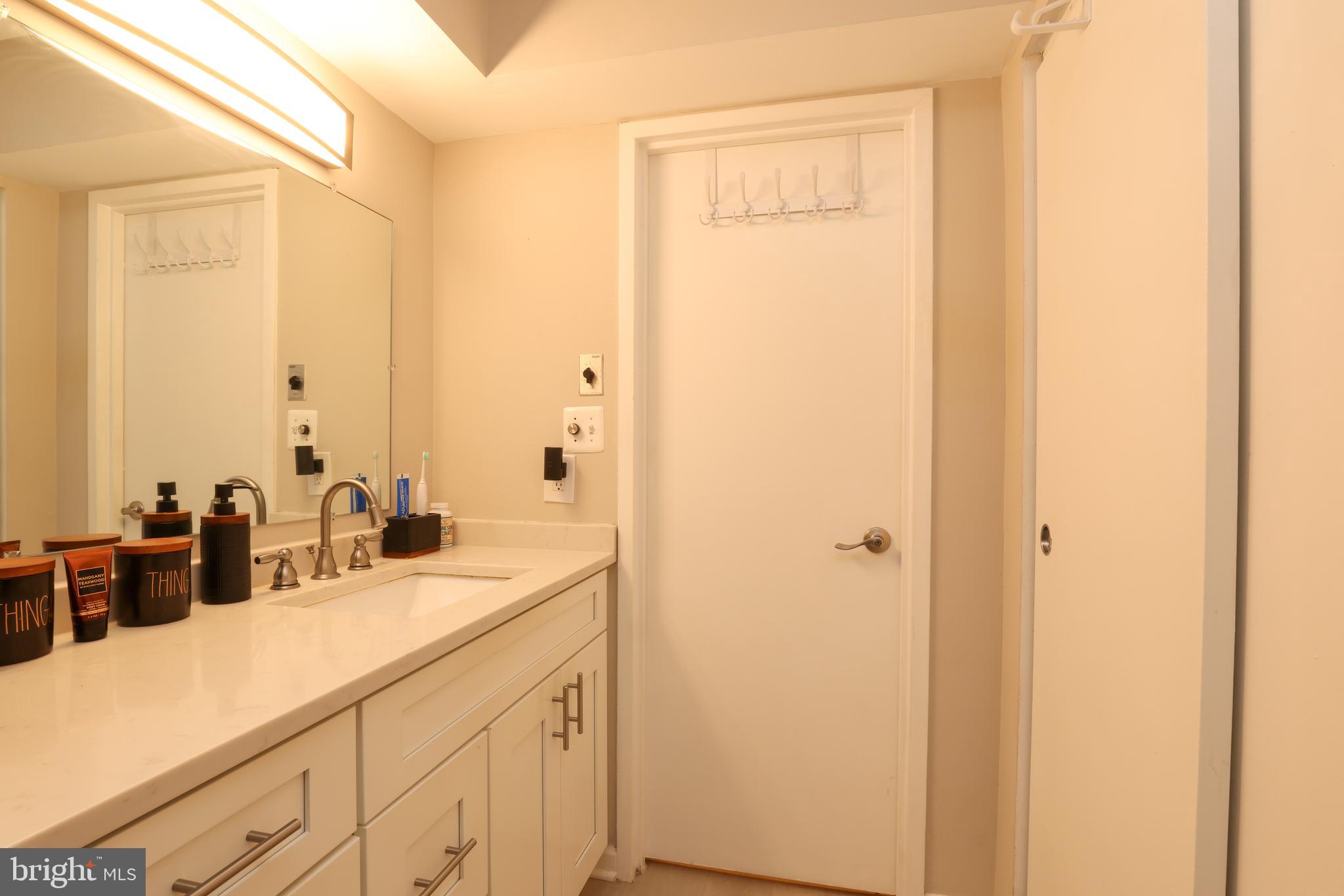 1808 Old Meadow Road, Unit 215 McLean, VA 22102 - Photo 19 of 26