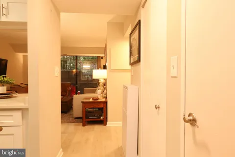$2,200 | 1808 Old Meadow Road, Unit 215, McLean, VA 22102