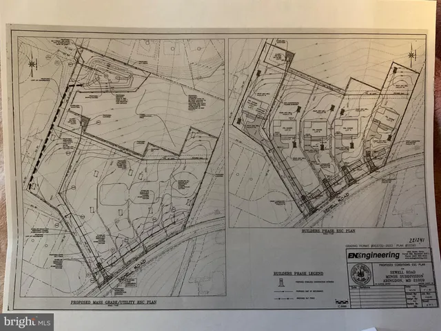 a view of a utility room