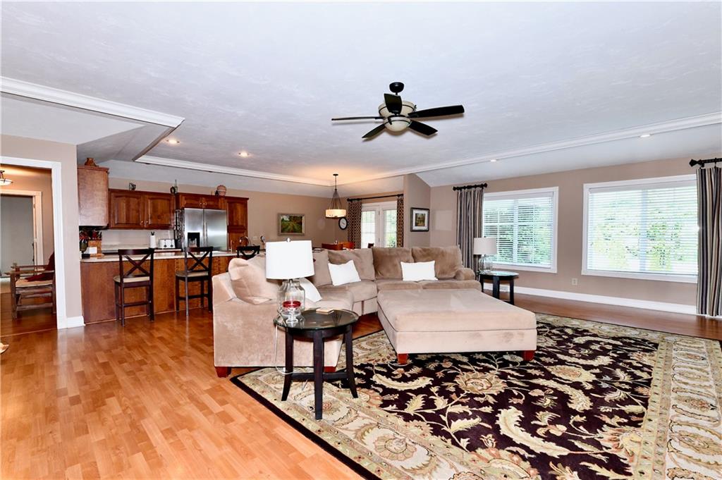 996 West Barouche Pendleton, IN 46064 - Photo 9 of 35 Gallery Image 9