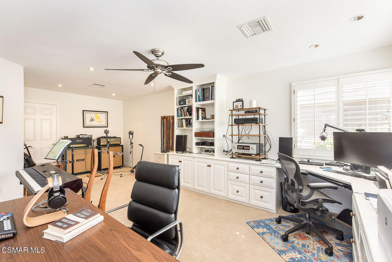 2234 Ranch View Place Thousand Oaks, CA 91362 - Photo 32 of 49 a view of a livingroom with workspace and a window