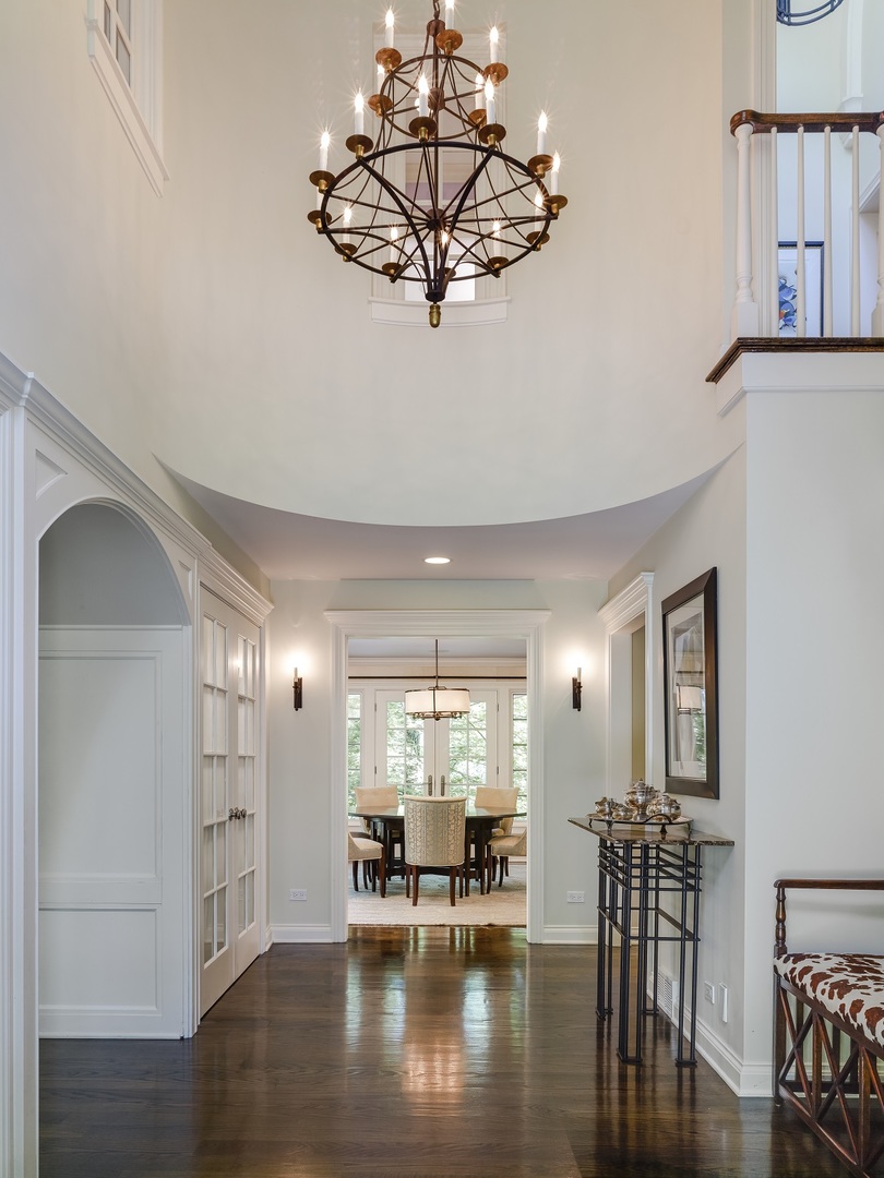 101 Moffett Road Lake Bluff, IL 60044 - Photo 2 of 45