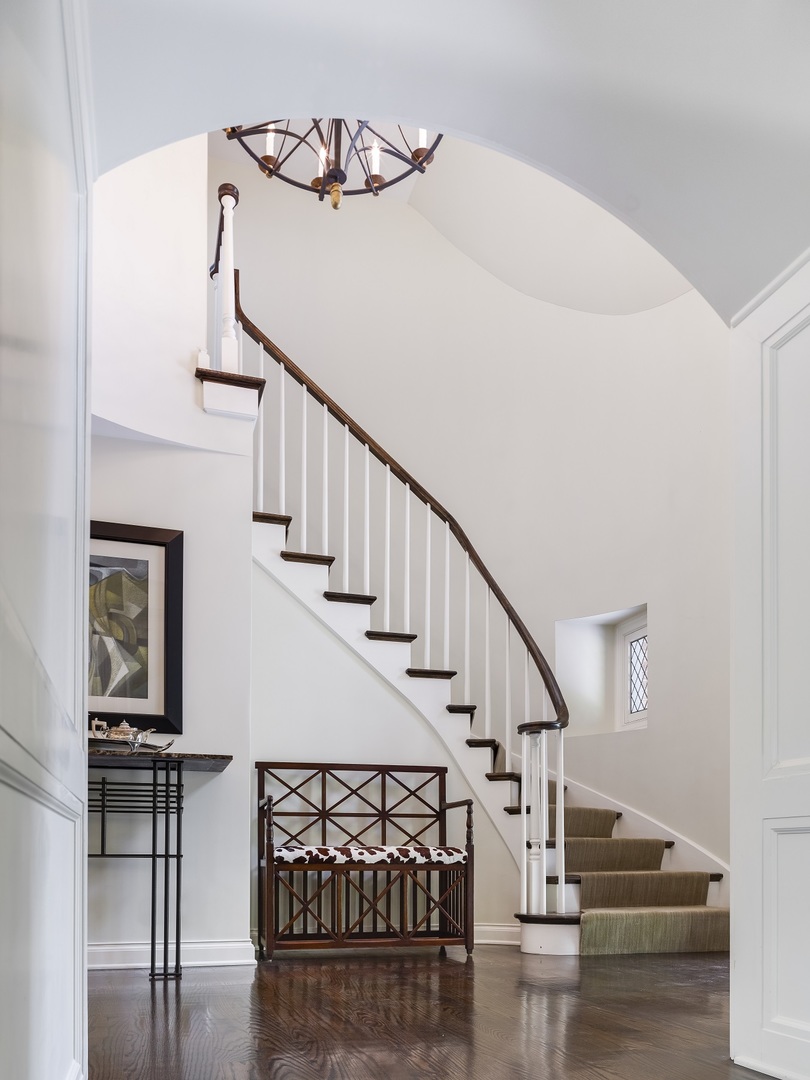 101 Moffett Road Lake Bluff, IL 60044 - Photo 3 of 45