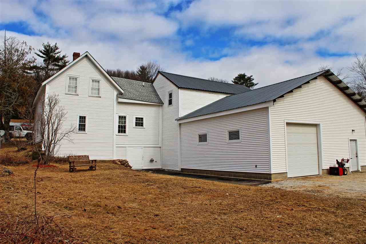 1559 Dover Road Epsom, NH 03234 - Photo 5 of 39