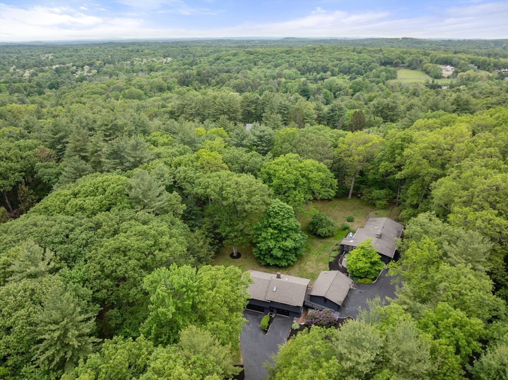 86 Myles Standish Road Weston, MA 02493 - Photo 39 of 39 Gallery Image 39