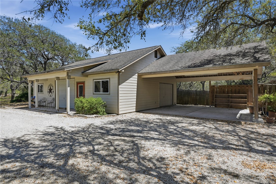 1663 Mooney Lane Ingleside, TX 78362 - Photo 4 of 35