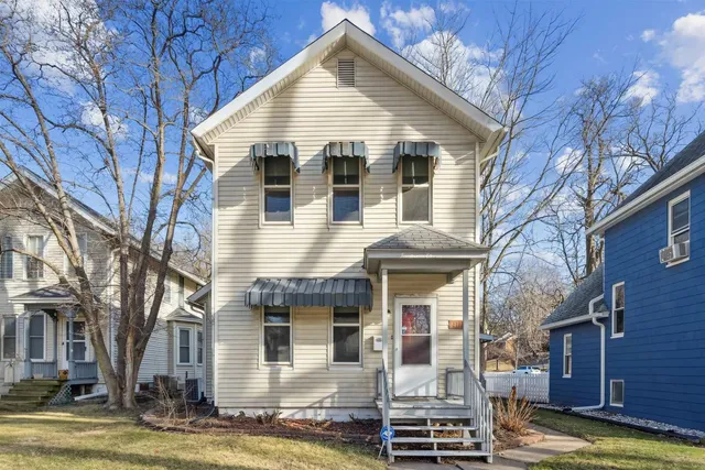 $165,000 | 1411 Jersey Ridge Road, Davenport, IA 52803