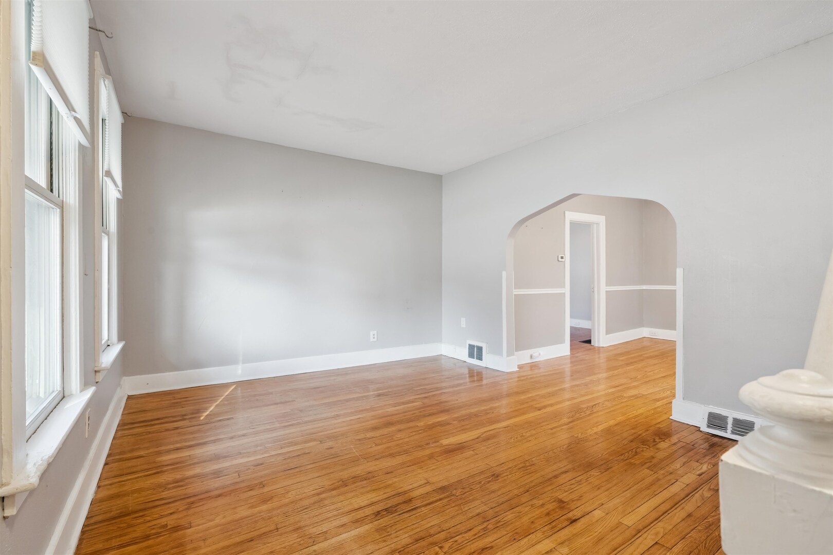 1411 Jersey Ridge Road Davenport, IA 52803 - Photo 4 of 27