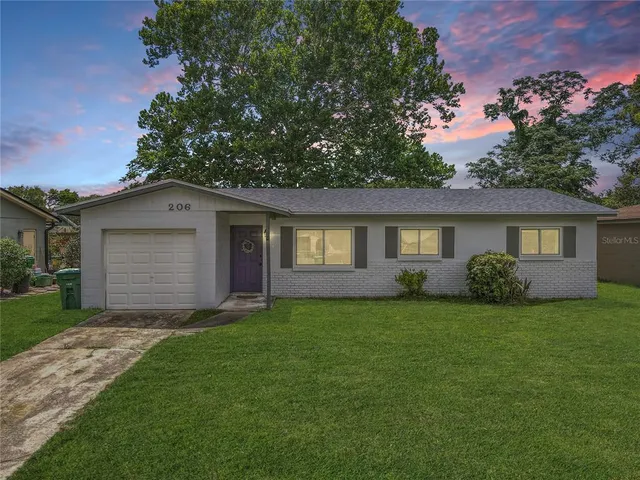 $285,000 | 206 Charles Street, Winter Springs, FL 32708