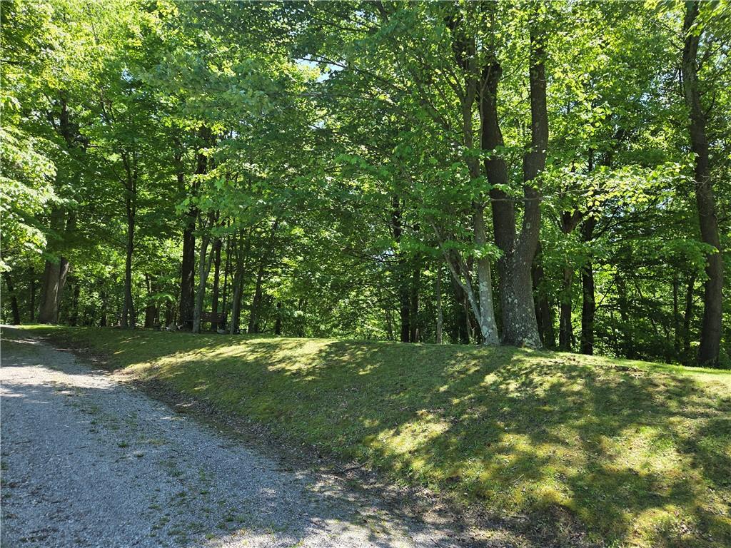 4075 Ridge Road Aliquippa, PA 15001 - Photo 31 of 38