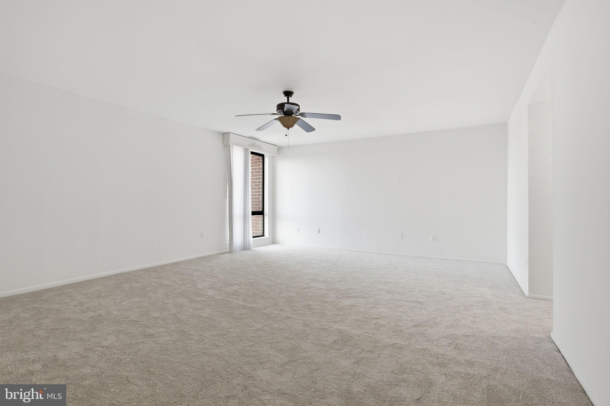 7 Slade Avenue, Unit 717 Baltimore, MD 21208 - Photo 10 of 31 Primary bedroom.