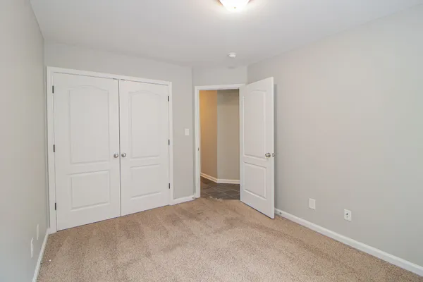$1,255 | 1718 Thistlewood Drive, Unit H, Clarksville, TN 37042
