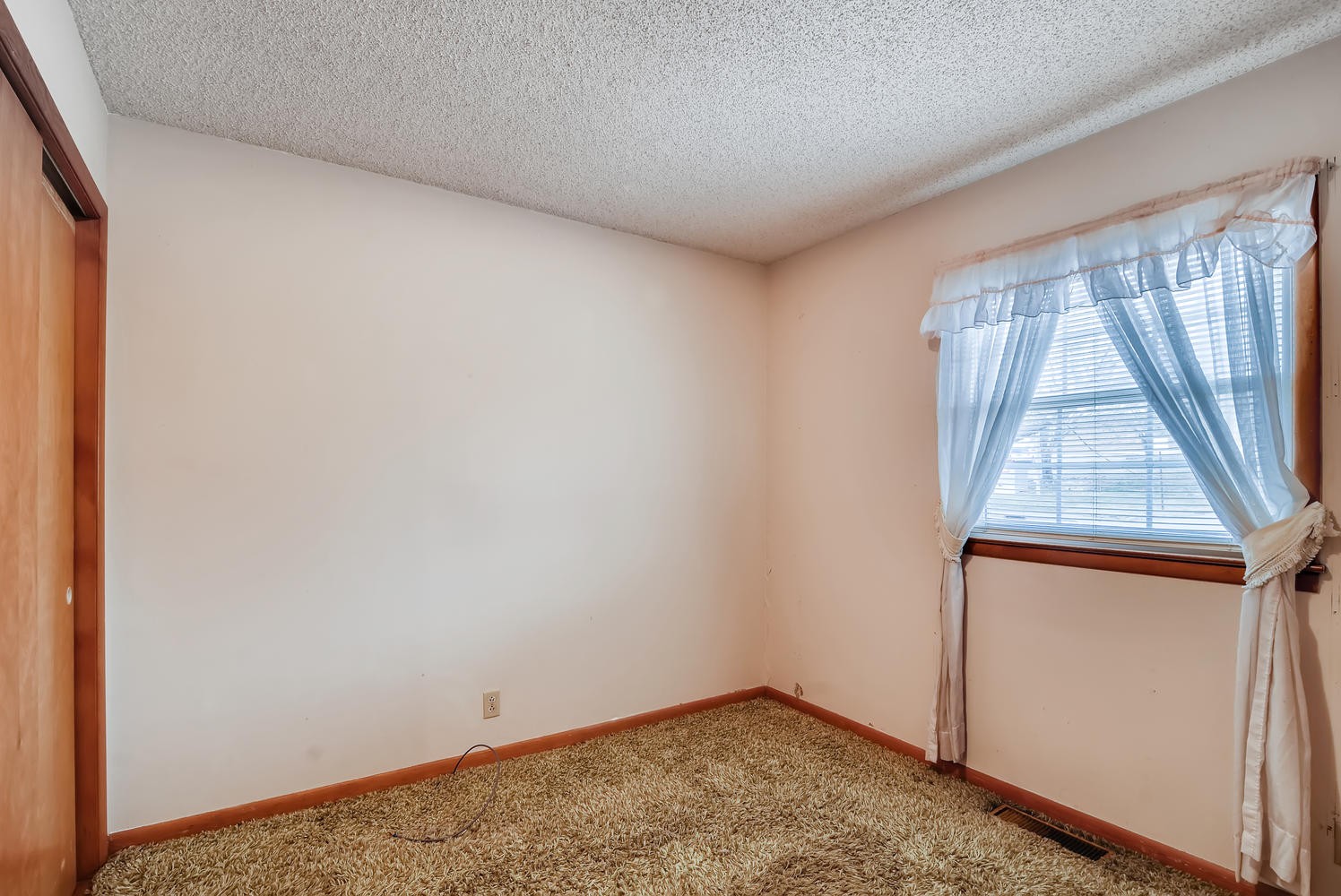 456 Rural Hill Road Nashville, TN 37217 - Photo 16 of 28 a view of an empty room with a window