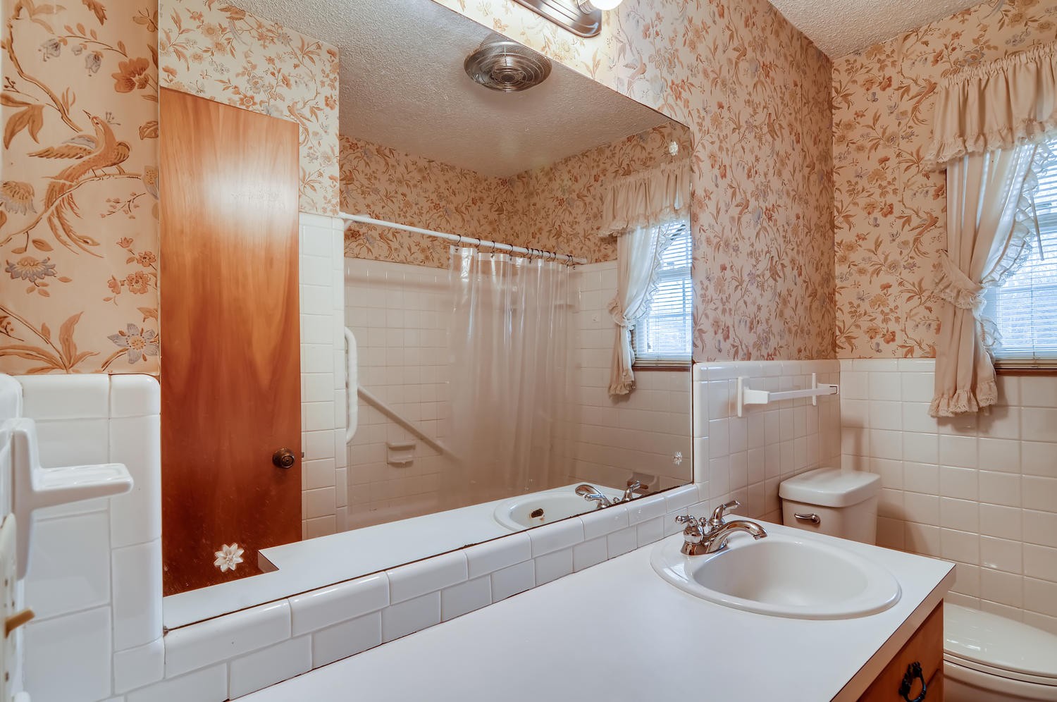 456 Rural Hill Road Nashville, TN 37217 - Photo 18 of 28 a bathroom with a sink and mirror