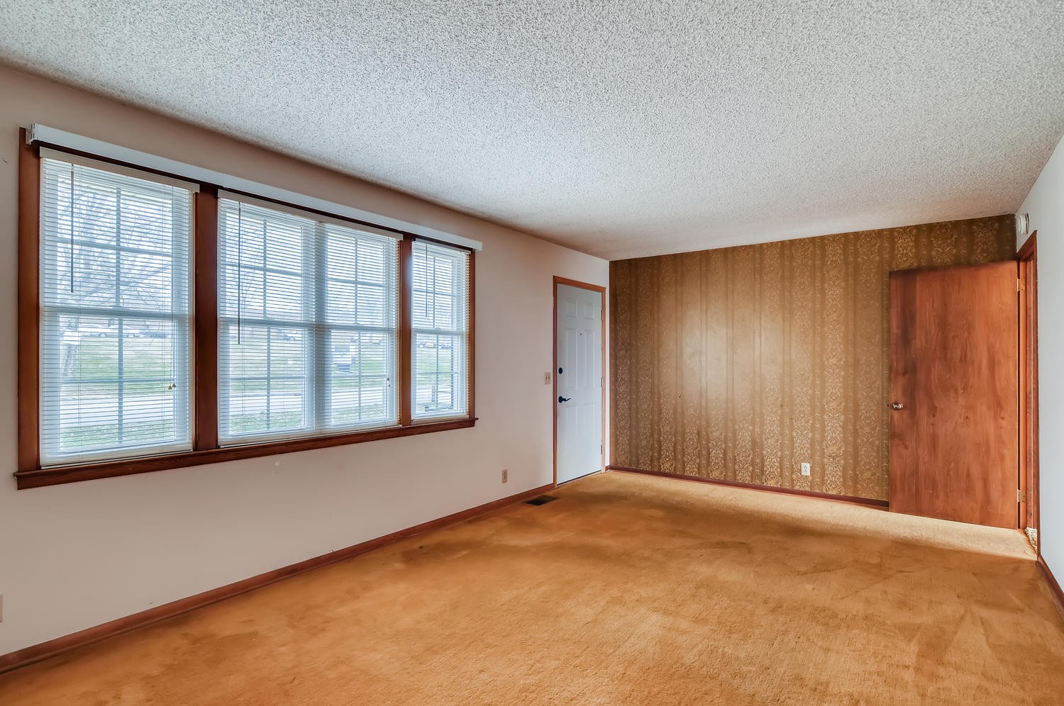 456 Rural Hill Road Nashville, TN 37217 - Photo 4 of 28 a view of an empty room with a window