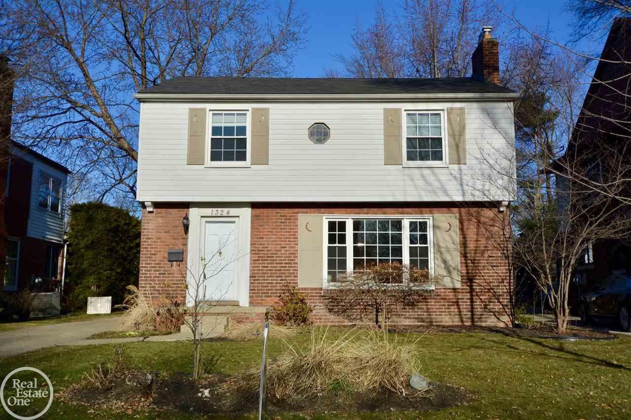 1324 Audubon Road Grosse Pointe, MI 48230 - Photo 1 of 24 31339245.JPG