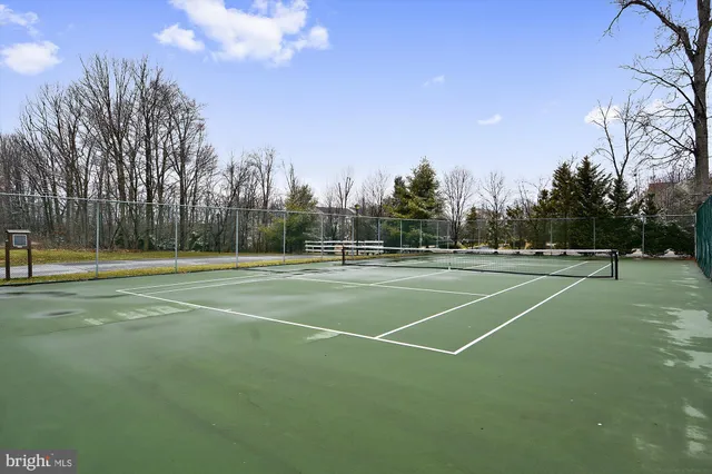 $675,000 | 12316 Field Lark Court, Fairfax, VA 22033