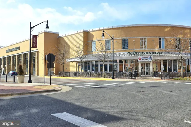 $675,000 | 12316 Field Lark Court, Fairfax, VA 22033