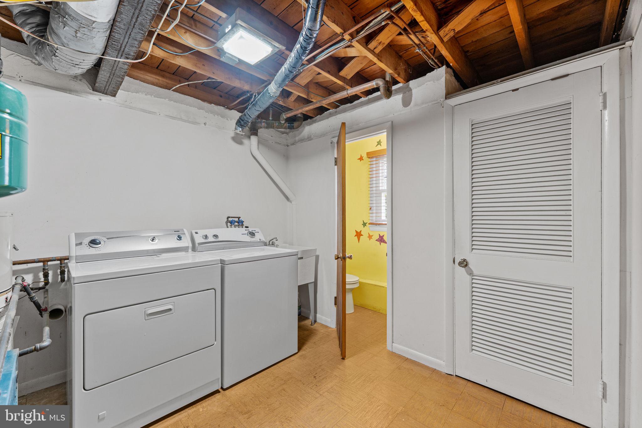 1022 Crozer Lane Springfield, PA 19064 - Photo 28 of 42 a utility room with a washer and dryer