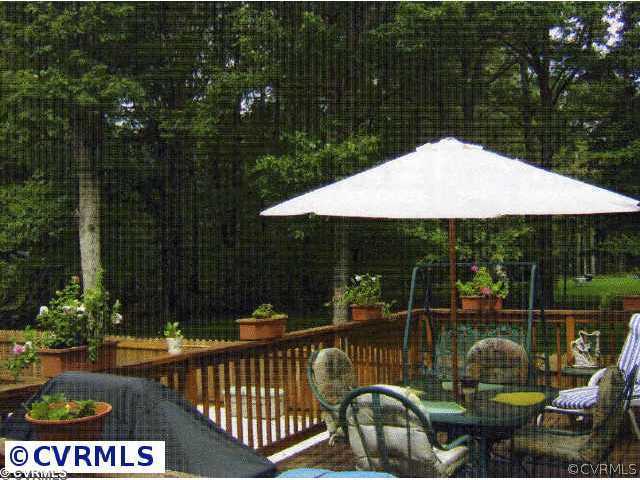 Patio/Deck - Beautiful read deck over looks the po