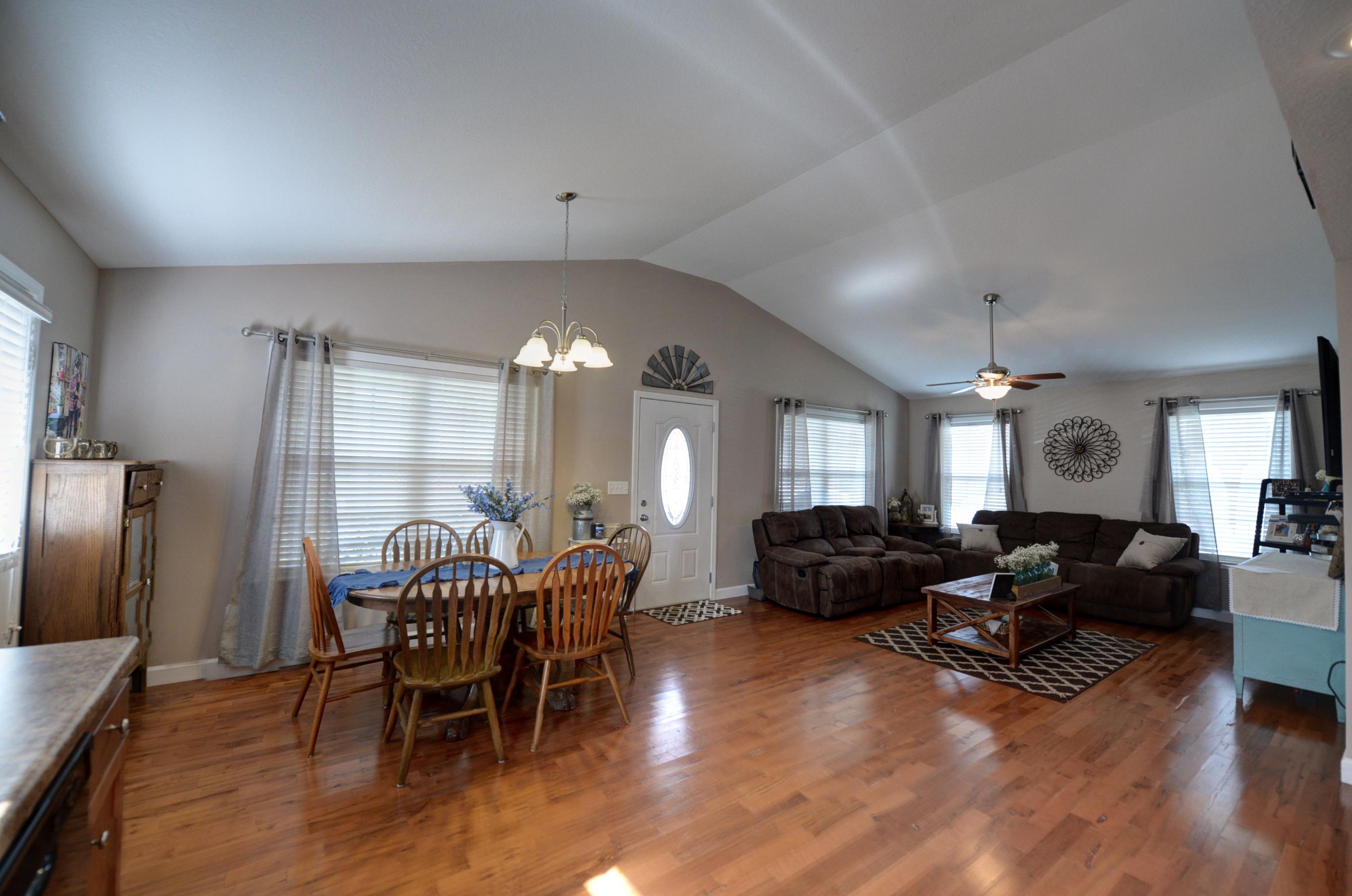 240 Sawyer Hill Road Dayton, TN 37321 - Photo 7 of 21 7.240 Sawyer - Dining Living