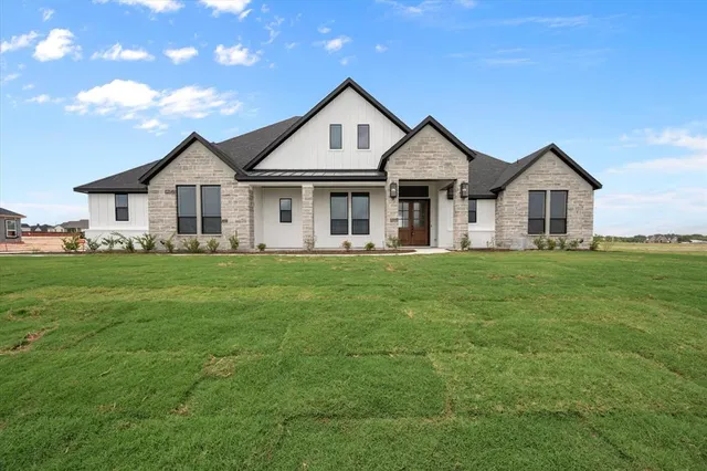 $724,900 | 2461 Tyler Wade Trail, Waxahachie, TX 75167