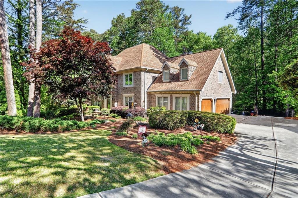 180 Wing Mill Road Atlanta, GA 30350 - Photo 2 of 34
