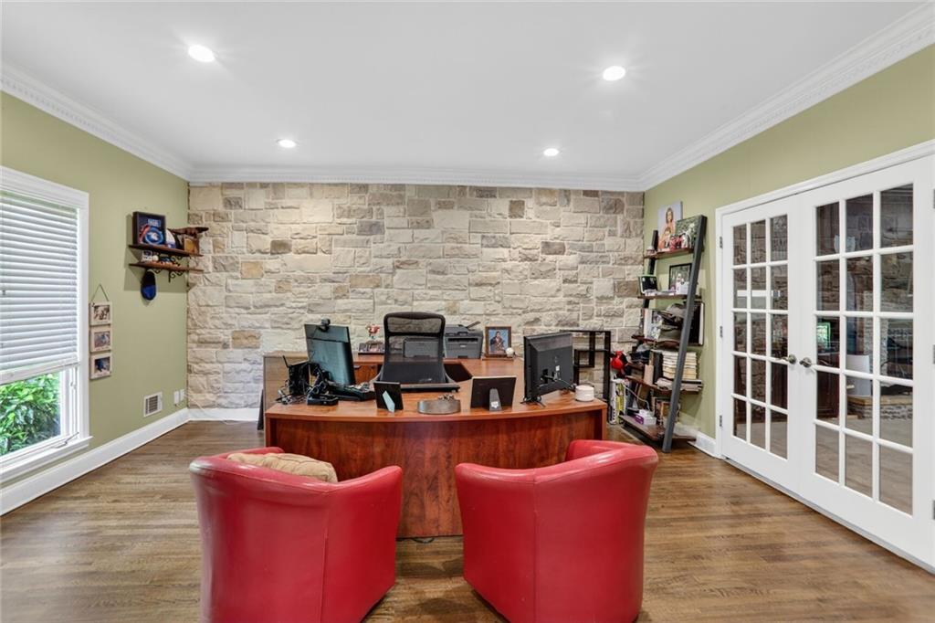180 Wing Mill Road Atlanta, GA 30350 - Photo 5 of 34
