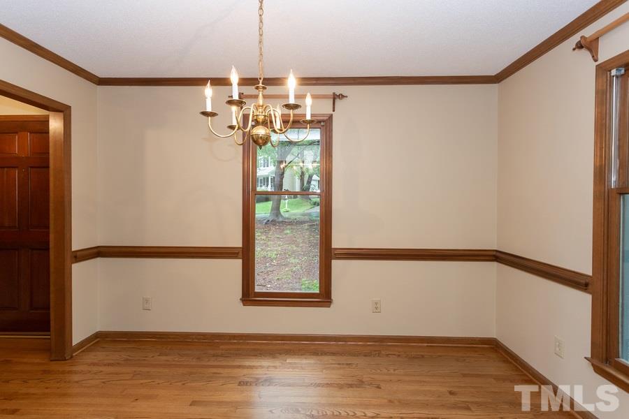 6917 Sandringham Drive Raleigh, NC 27613 - Photo 3 of 25 Dining room flows into kitchen!