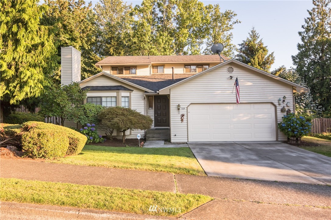 709 South 31st Street Renton, WA 98055 - Photo 2 of 25 Gallery Image 2