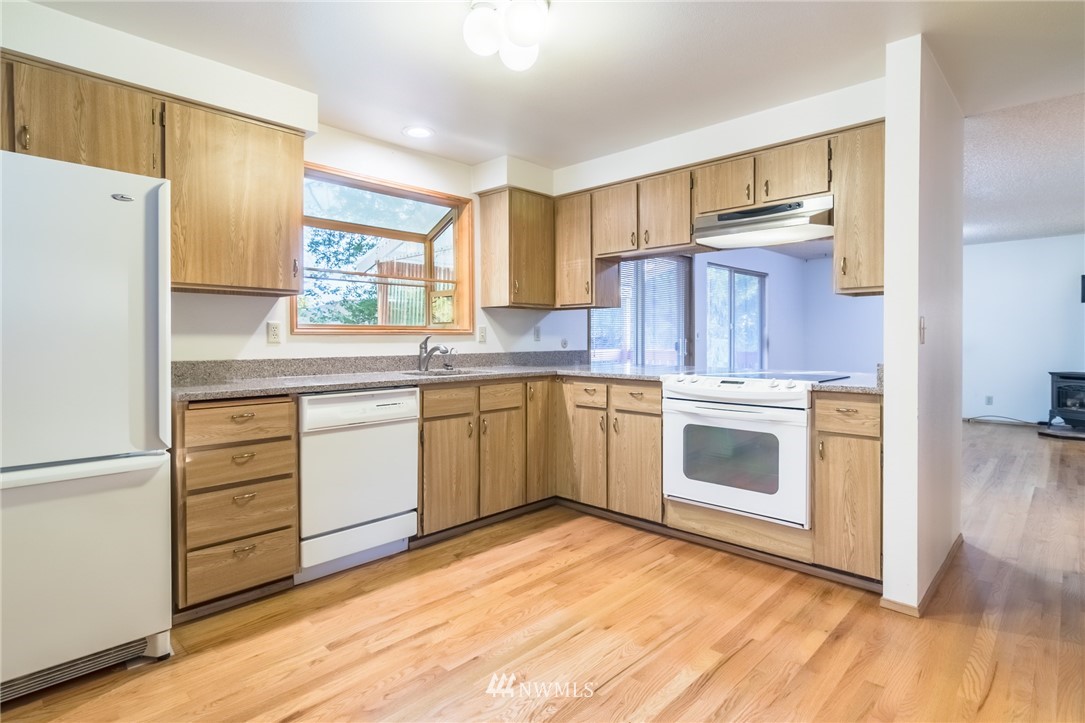 709 South 31st Street Renton, WA 98055 - Photo 11 of 25 Gallery Image 11
