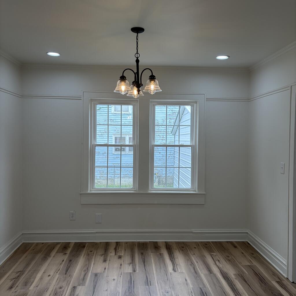 277 Main Street Hinton, WV 25951 - Photo 9 of 39 Gallery Image 9