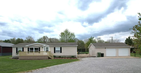 $218,000 | 16495 East Robin Road, Mount Vernon, IL 62864